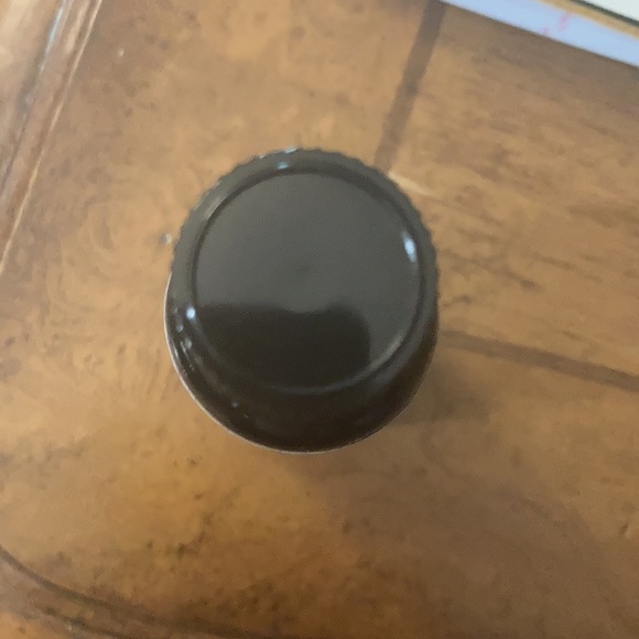 Unopened (New) Velvet Noir signature Beard Oil - Picture 4 of 4